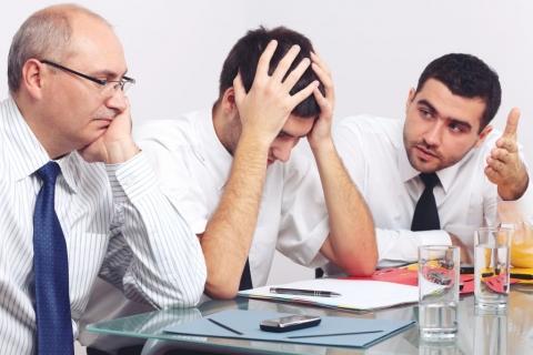  الأسباب التي تدفع الموظفين إلى تقديم استقالتهم